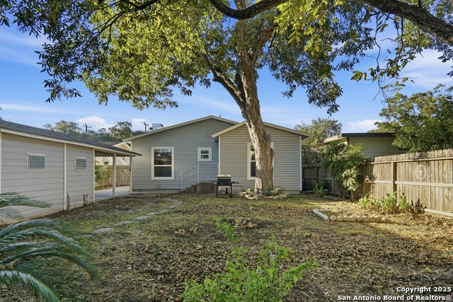 Image 16 of 16 For 551 Mayfield E