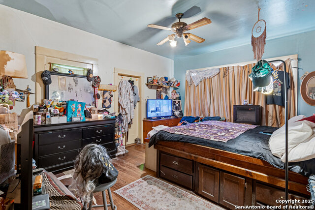 Listing photo id 11 for 603 Court E