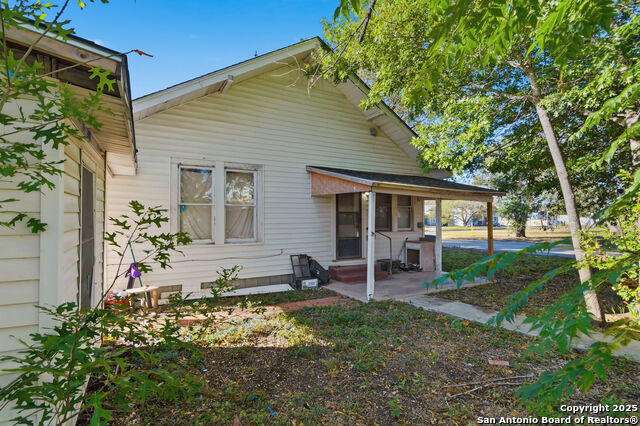 Listing photo id 0 for 603 Court E