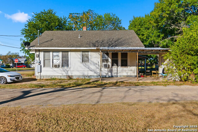 Listing photo id 3 for 603 Court E