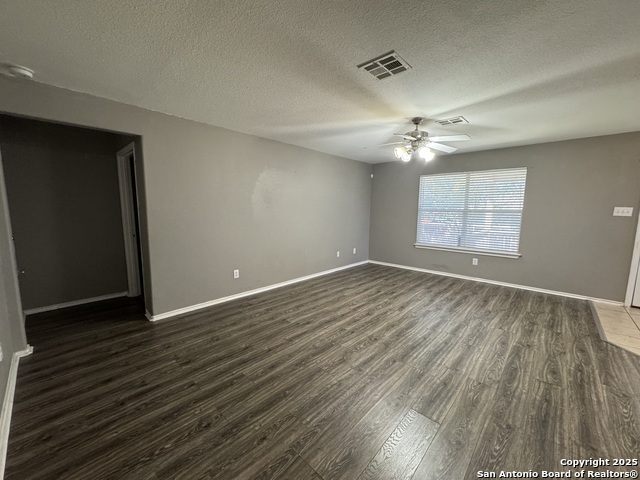 Image 11 of 28 For 4923 Celtic Corner