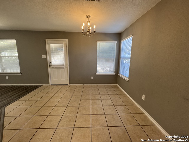 Image 14 of 28 For 4923 Celtic Corner