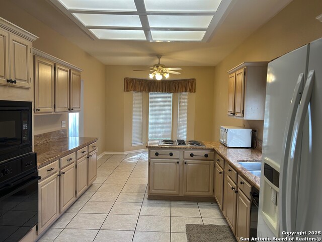 Image 3 of 11 For 4415 Shavano Springs