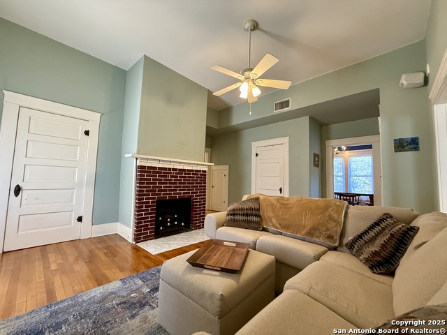 Image 12 of 29 For 323 6th S 