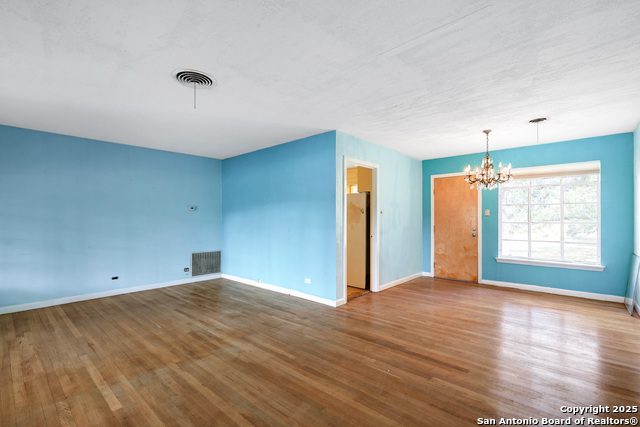 Image 20 of 46 For 7606 Vandiver Rd N