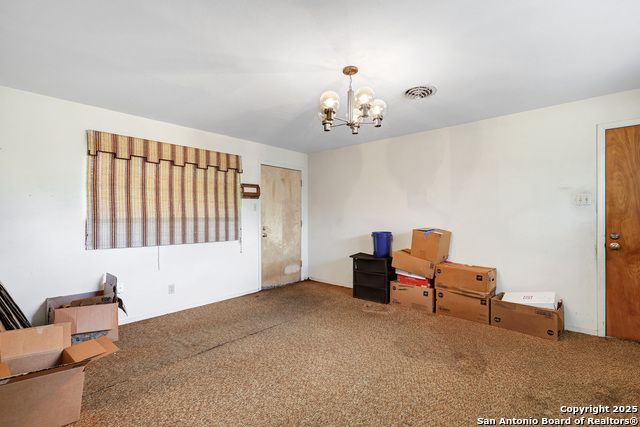 Image 29 of 46 For 7606 Vandiver Rd N