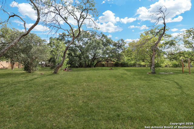 Image 37 of 46 For 7606 Vandiver Rd N