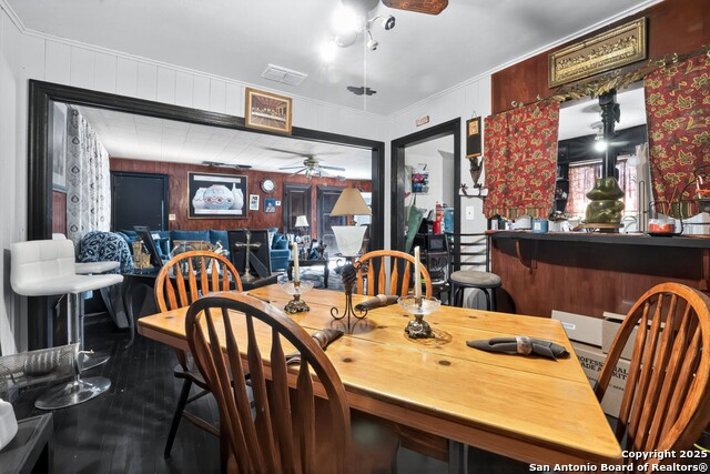 Listing photo id 16 for 808 Adams N