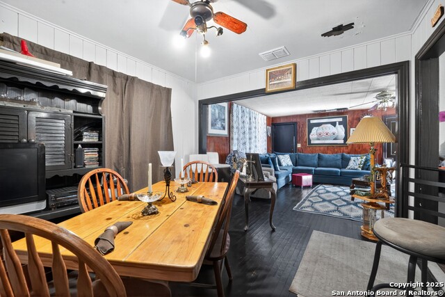 Listing photo id 17 for 808 Adams N