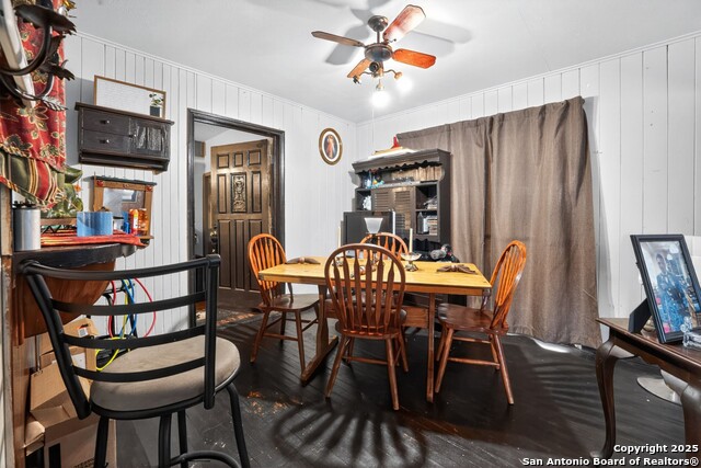 Listing photo id 20 for 808 Adams N