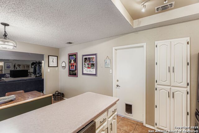 Image 16 of 29 For 8007 Airflight