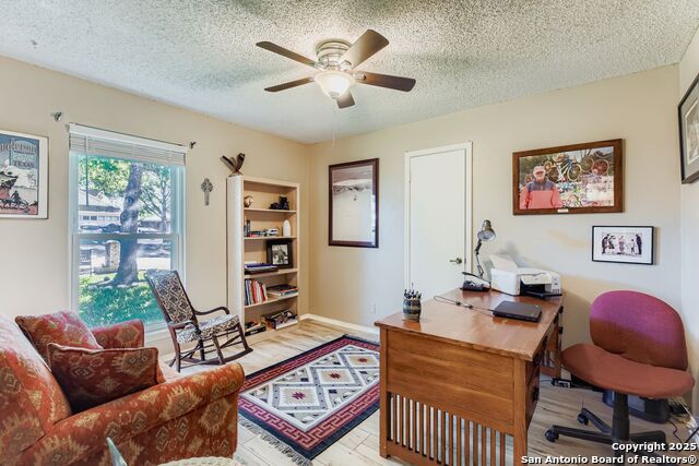 Image 24 of 29 For 8007 Airflight