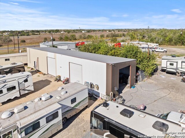 Listing photo id 2 for 1163 Or 1145 Fm 78