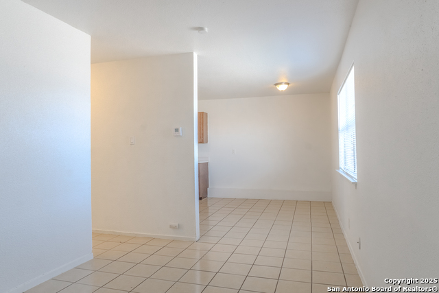 Image 12 of 23 For 802 Durr