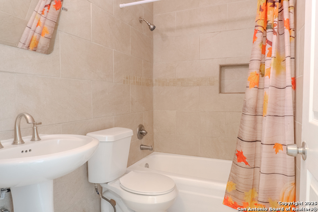 Image 16 of 23 For 802 Durr