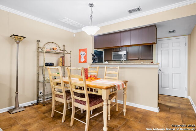 Image 12 of 29 For 11610 Vance Jackson  105