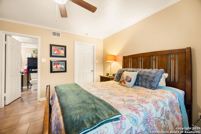 Image 22 of 29 For 11610 Vance Jackson  105