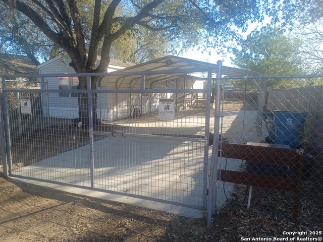 Details for 400 Dr.  , Pleasanton, TX 78064