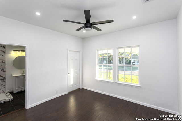 Image 10 of 13 For 945 Drexel E