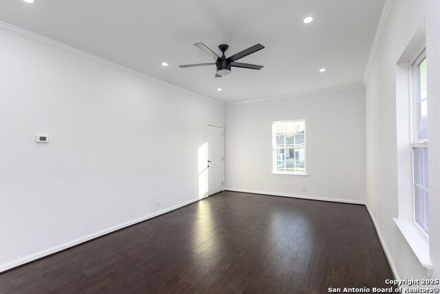 Image 3 of 13 For 945 Drexel E