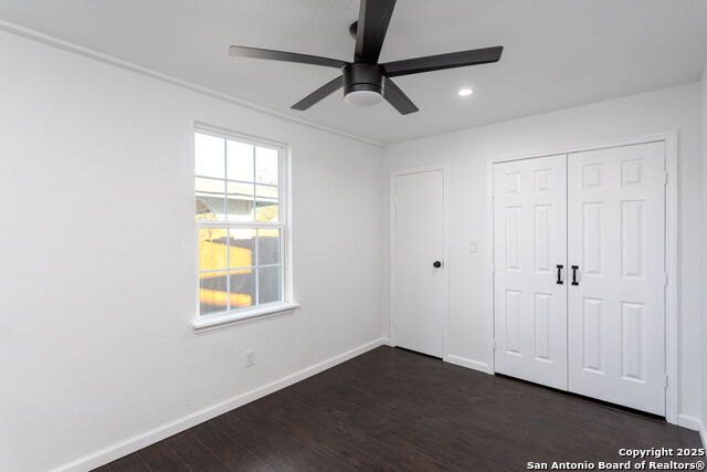 Image 7 of 13 For 945 Drexel E