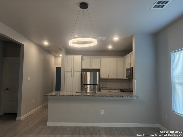 Image 19 of 20 For 254 Ardmore  