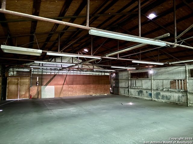 Image 12 of 25 For 1500 Corpus Christi W