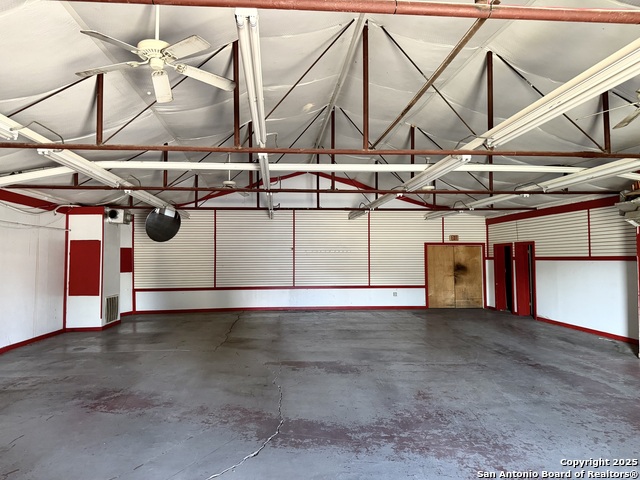 Image 4 of 25 For 1500 Corpus Christi W