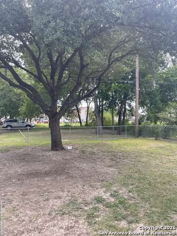 Image 32 of 35 For 326 Channing