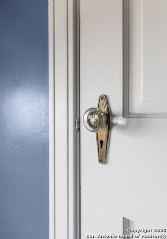 Image 17 of 50 For 5750 Smith Rd