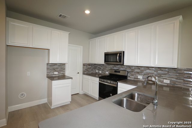 Image 6 of 38 For 2346 Greystone