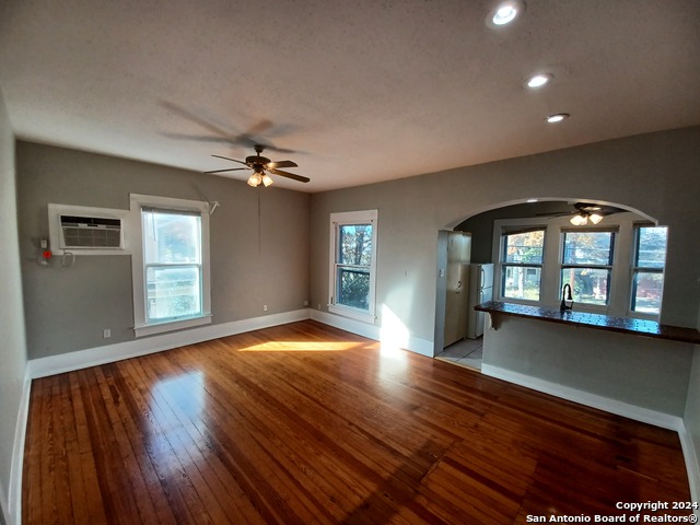 Details for 124 Mistletoe Ave W 3, San Antonio, TX 78212