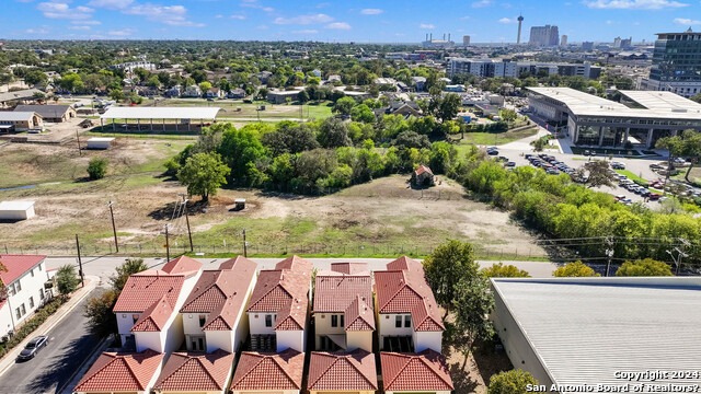 Image 33 of 42 For 246 Brahan Blvd