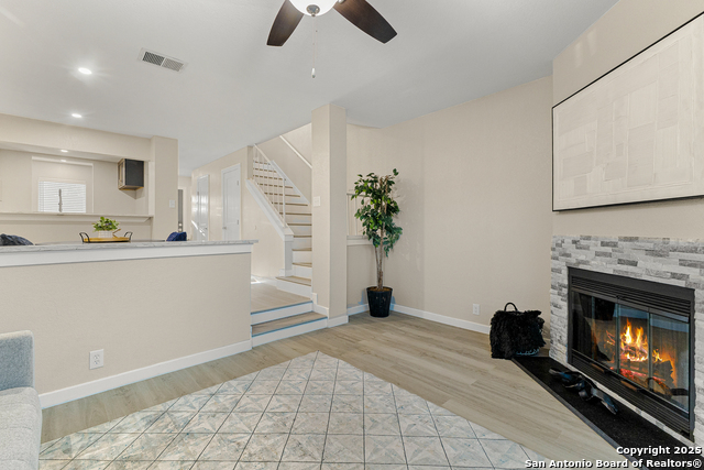 Image 12 of 36 For 7880 Micron  103