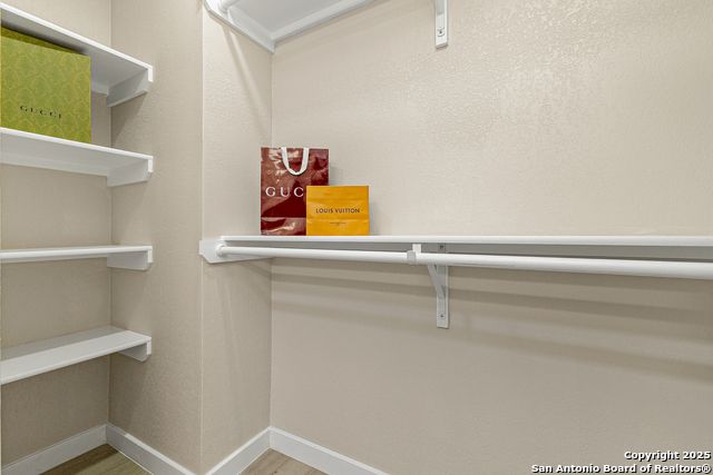 Image 23 of 36 For 7880 Micron  103