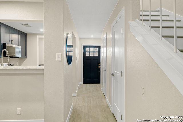 Image 35 of 36 For 7880 Micron  103