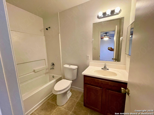 Image 10 of 16 For 8603 Kingsbury View 2