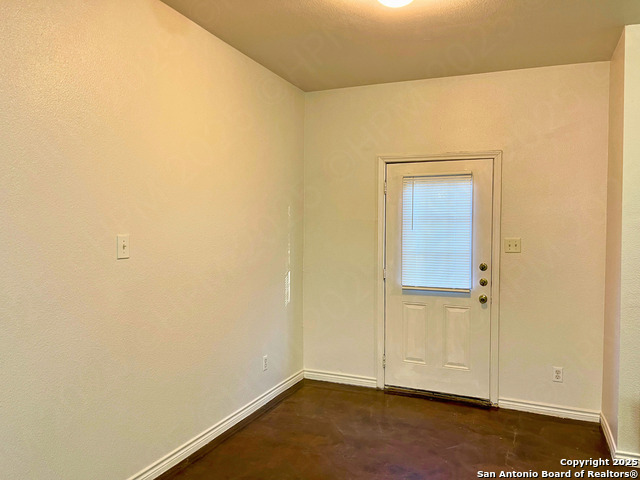 Image 6 of 16 For 8603 Kingsbury View 2