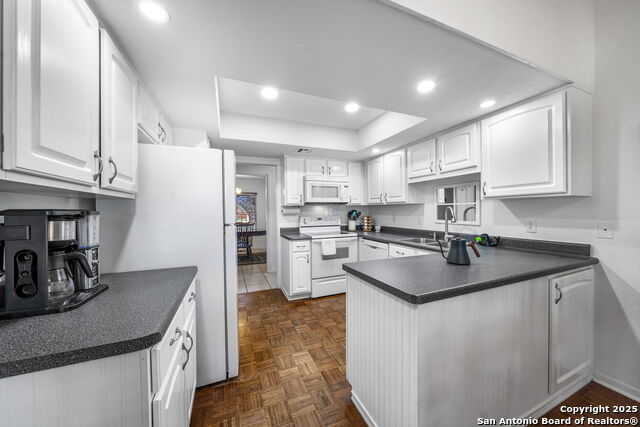 Listing photo id 16 for 8710 Jack Bean