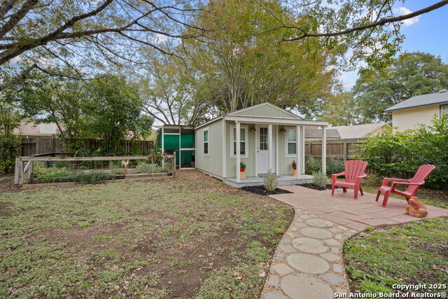 Listing photo id 35 for 8710 Jack Bean