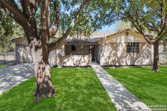 Image 3 of 25 For 616 Ridgecrest