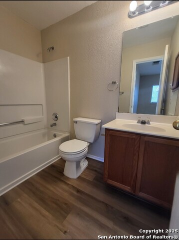 Image 16 of 21 For 754 Pinafore St