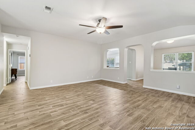 Image 11 of 38 For 5123 Stormy Breeze