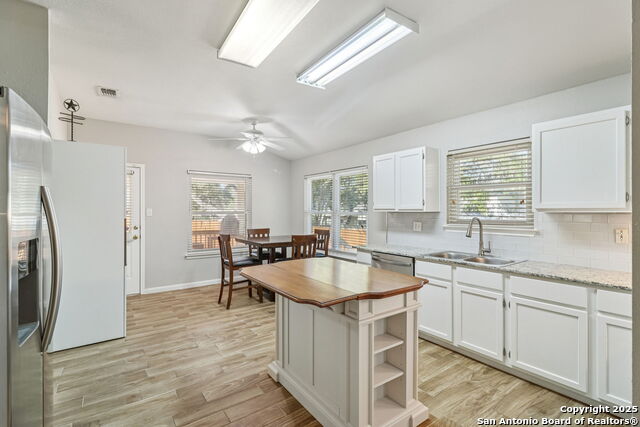 Image 18 of 38 For 5123 Stormy Breeze