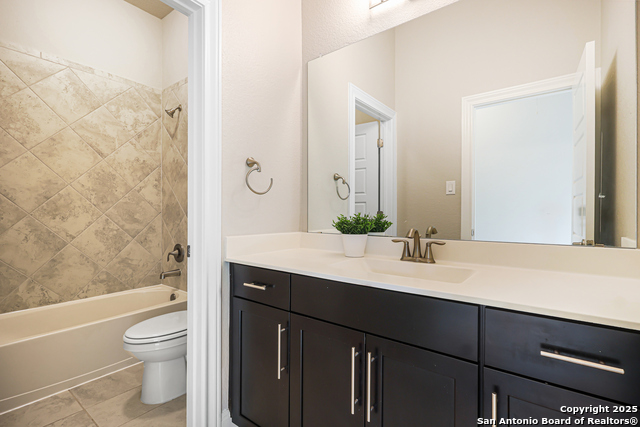 Image 14 of 44 For 726 San Anza