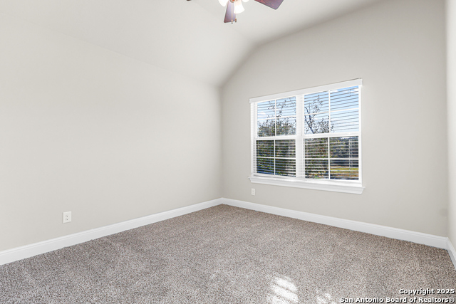 Image 17 of 44 For 726 San Anza