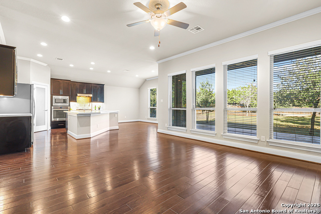 Image 28 of 44 For 726 San Anza