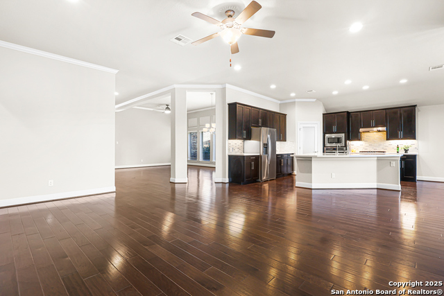 Image 29 of 44 For 726 San Anza