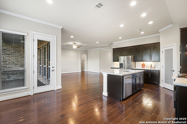 Image 32 of 44 For 726 San Anza