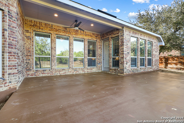 Image 43 of 44 For 726 San Anza